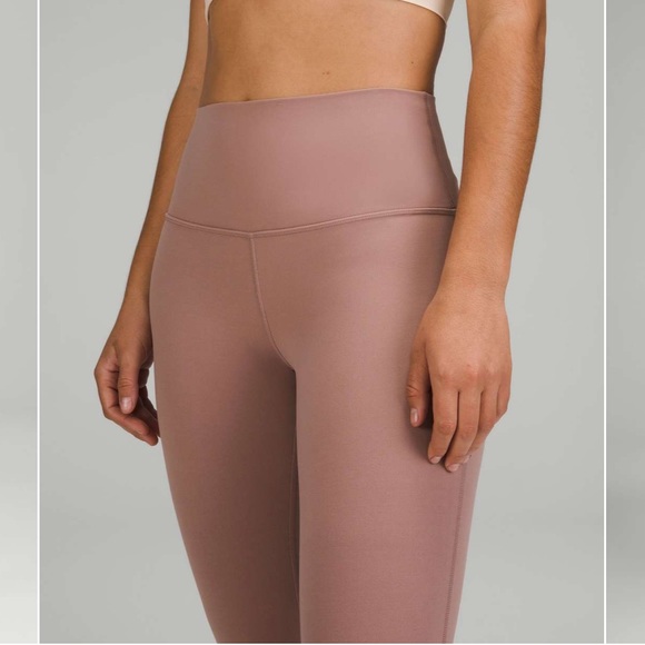 NWT Lululemon Align High-Rise Crop 23" in
Twilight Rose - Picture 4 of 8